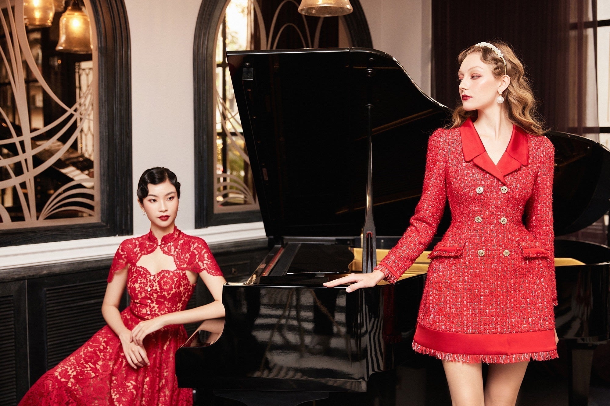 EXPLORE THE ELEGANT EVENING DRESS COLLECTION