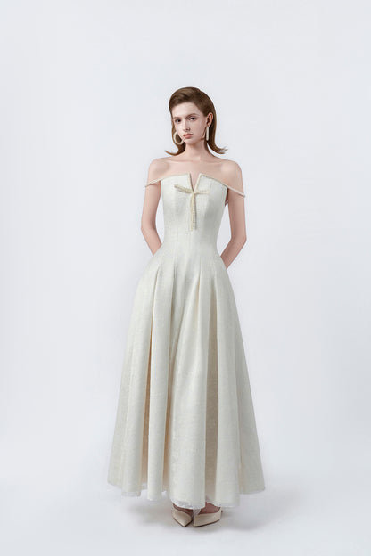cream off-the-shoulder maxi dress, DeTHEIA De Nona Cometa