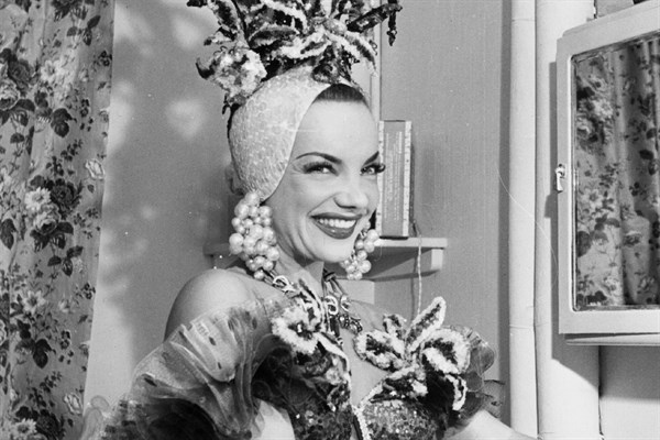SOURCE OF INSPIRATION FROM THE FAMOUS FASHION ICON CARMEN MIRANDA